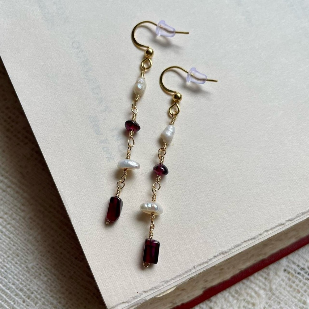 Garnet and pearl earrings